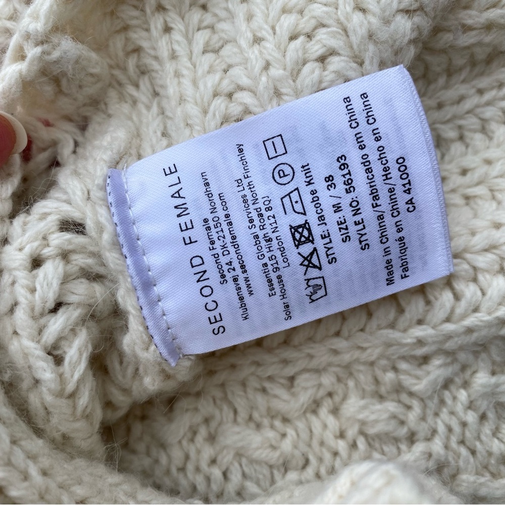 Second Female Knit Sweater View 5